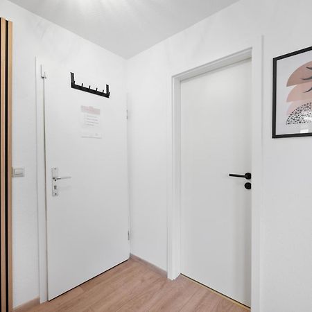 Malu Rooms - Im Stadtzentrum, Smarttv, Netflix, 24H Checkin لودفيغسبرغ المظهر الخارجي الصورة