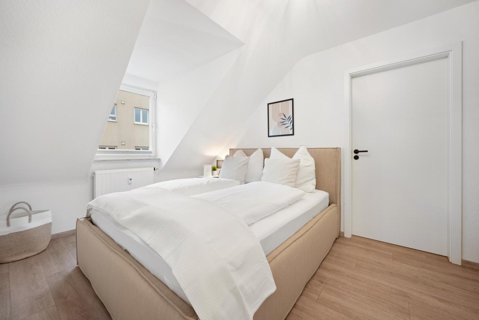 Malu Rooms - Im Stadtzentrum, Smarttv, Netflix, 24H Checkin لودفيغسبرغ المظهر الخارجي الصورة
