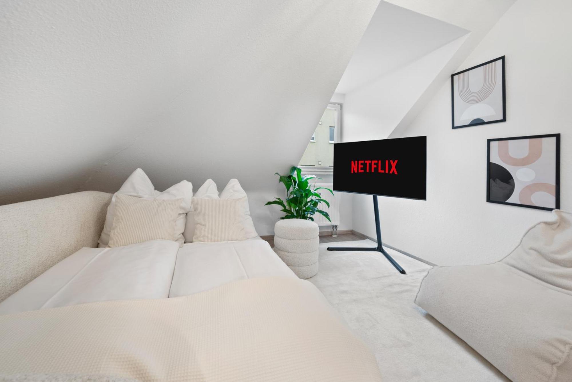 Malu Rooms - Im Stadtzentrum, Smarttv, Netflix, 24H Checkin لودفيغسبرغ المظهر الخارجي الصورة
